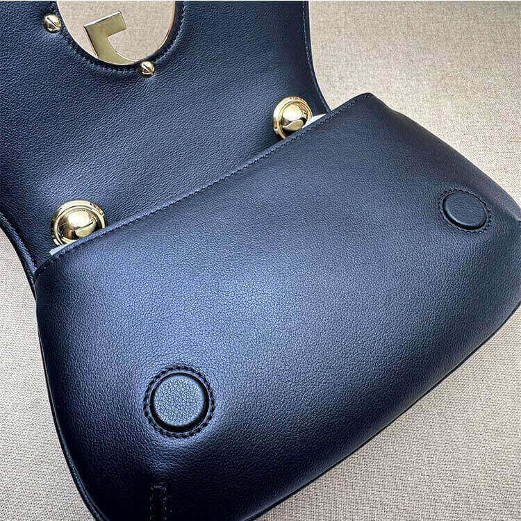 Replica Gucci Blondie Mini Shoulder Bag 724645 UXX0G 1000 (6)