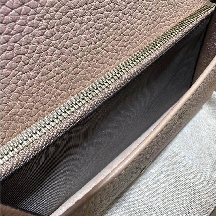 Replica Gucci Chain Wallet With Interlocking G Python Bow 746056 AACAO 2741 (5)