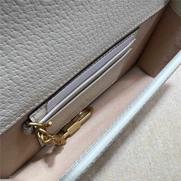 Replica Gucci Diana Mini Bag With Bamboo 696817 DJ20T 9022 (4)