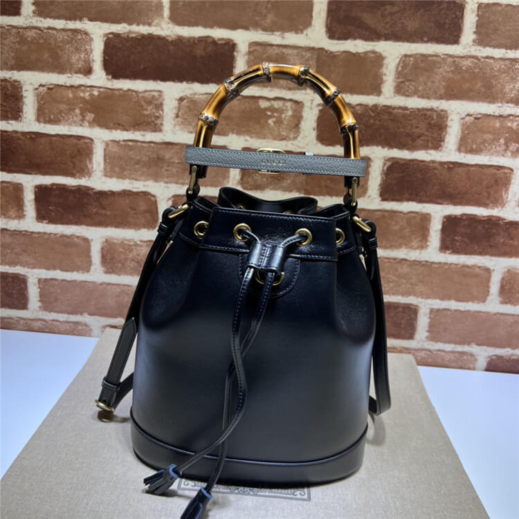 Replica Gucci Diana Small Bucket Bag 724652 UAAAY 1092 (2)