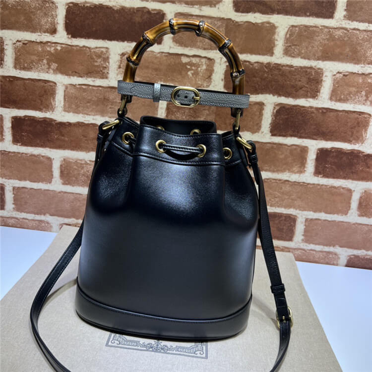 Replica Gucci Diana Small Bucket Bag 724652 UAAAY 1092 (4)