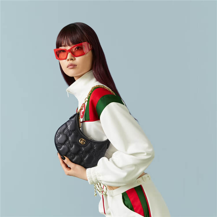 Replica Gucci GG Matelasse Mini Bag 739736 UM8IG 1000 (7)