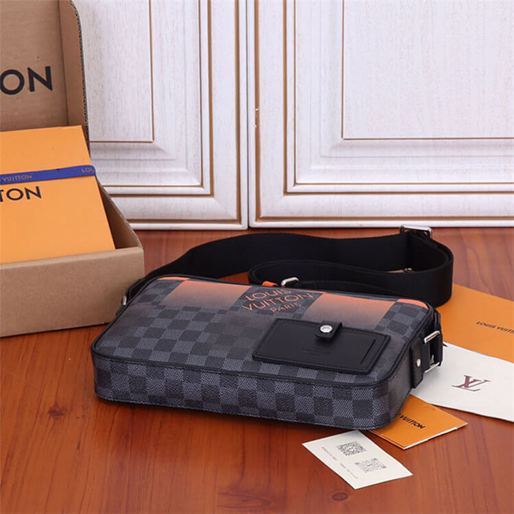 Replica LV Alpha Messenger N40421 (5)