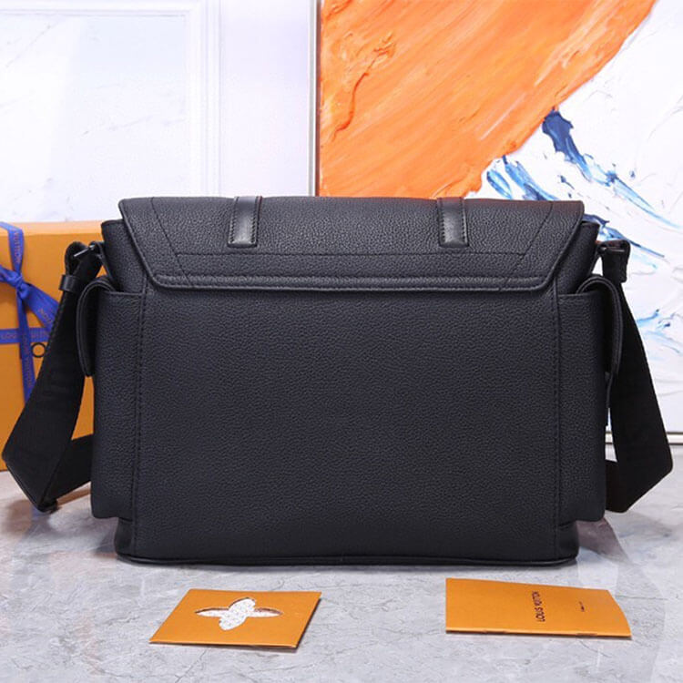 Replica LV Christopher Messenger M58476 (4)
