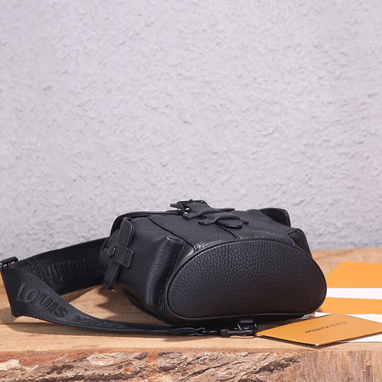Replica LV Christopher XS M58495 (5)