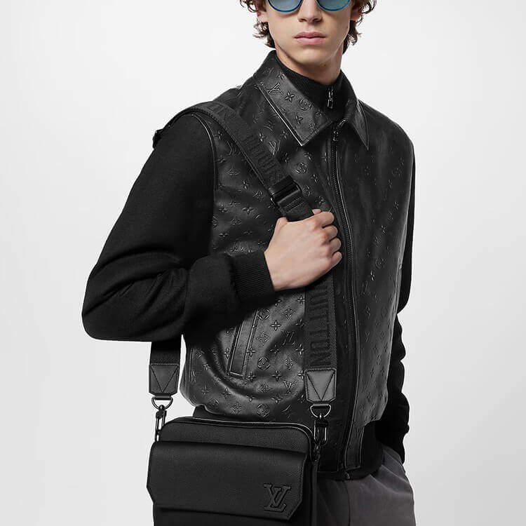 Replica LV Fastline Messenger M22482 (8)