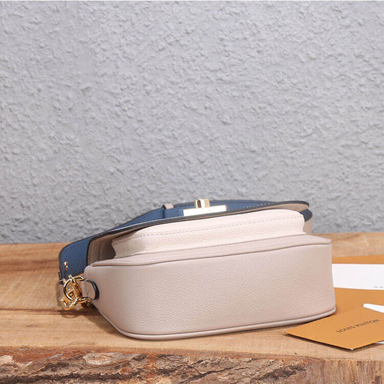 Replica LV Lockme Tender M58554 (5)