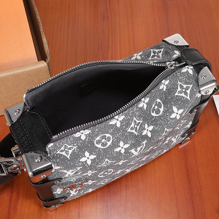 Replica LV Side Trunk M21460 (6)