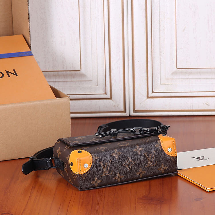 Replica LV Steamer Wearable Wallet M82534 (5)
