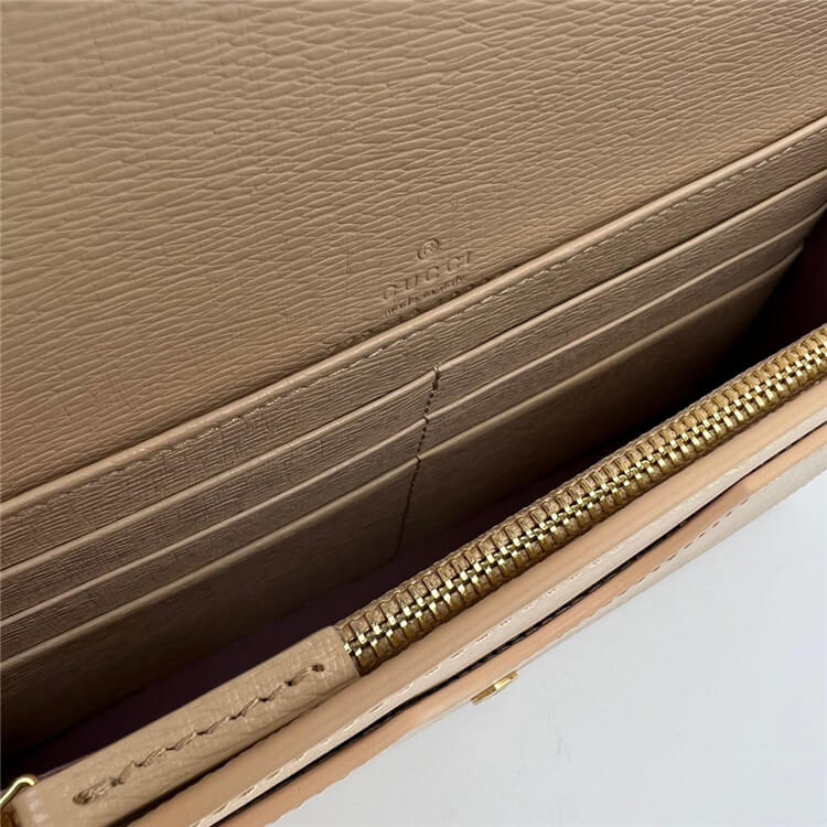 Replica Gucci Chain Wallet With Gucci Script 772643 0OP0N 5701 (5)