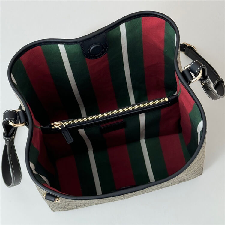 Replica Gucci GG Emblem Small Shoulder Bag 815103 FAD6L 9741 (6)