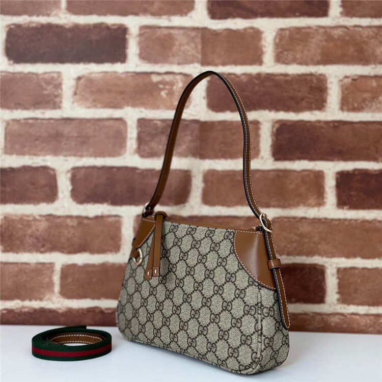 Replica Gucci GG Emblem Small Shoulder Bag 815218 FAEAA 9762 (3)