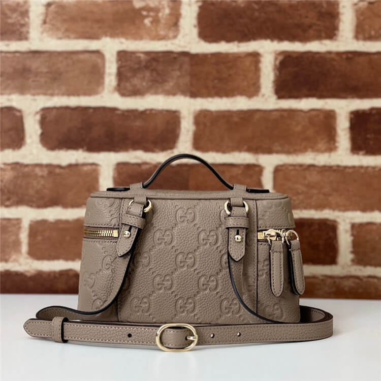 Replica Gucci GG Emblem Super Mini Bag 815949 AAEEM 1523 (4)