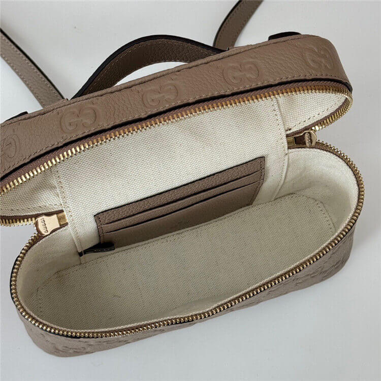 Replica Gucci GG Emblem Super Mini Bag 815949 AAEEM 1523 (6)