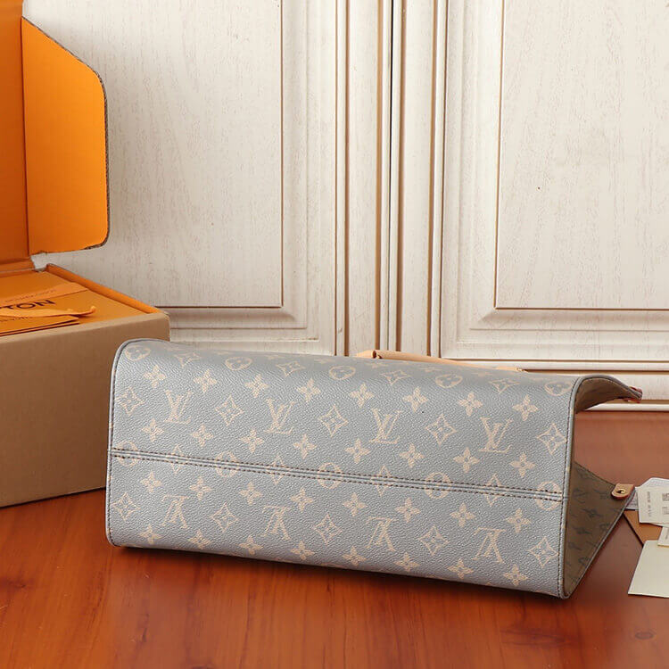 Replica LV OnTheGo MM M12415 (5)