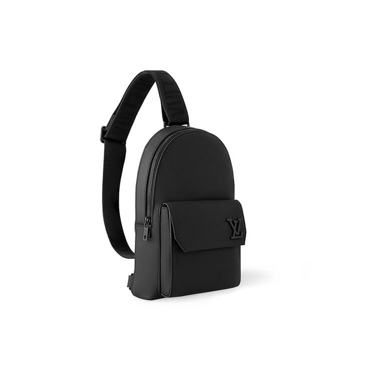Replica LV Pilot Slingbag M23736 (1)