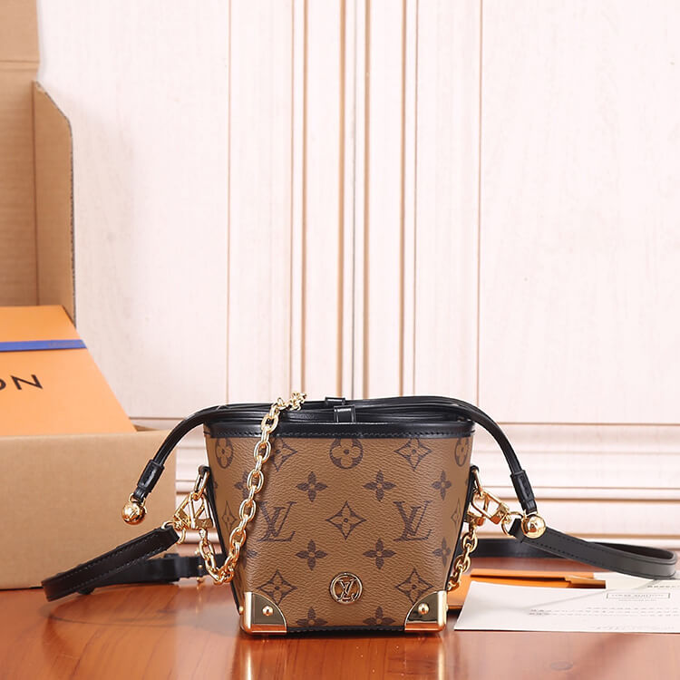 Replica Noé Purse LV Charms M82885 (2)