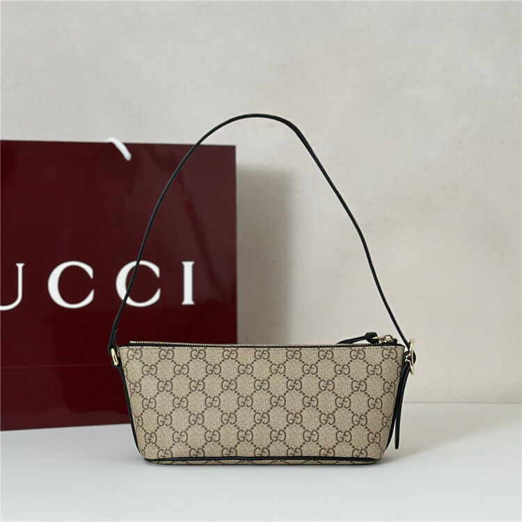 Replica Gucci GG Emblem Small Shoulder Bag 847281 FAEUC 9741 (4)