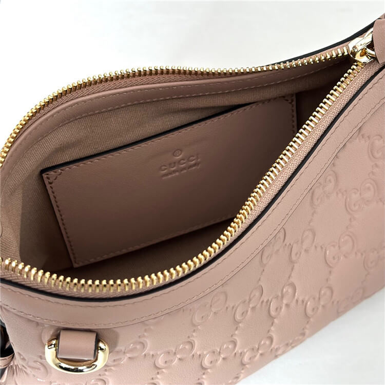 Replica Gucci GG Emblem Small Shoulder Bag 847450 AAFDV 5753 (6)