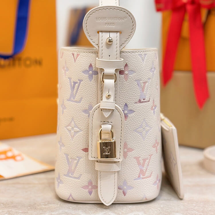 Replica LV All In BB M25673 (3)