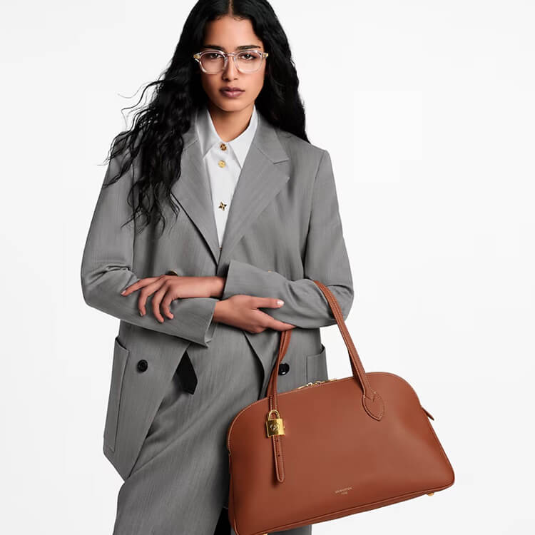 Replica LV Low Key Duffle Tote M26688 (8)